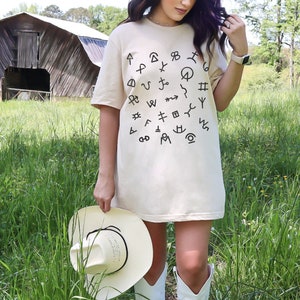 Cattle brand Tee Western Graphic Tee Rodeo Shirt Cattle Ranch Gift Ranch Shirt Western T-Shirt Gift for Rancher Texas Shirt Western Outfit image 8