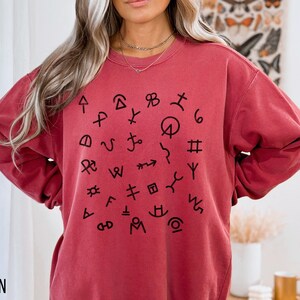 Cattle Brands Sweatshirt Western Shirt Rodeo Shirt Cattle Ranch Gift Comfort Colors Sweatshirt Cowgirl Sweatshirt Western Aesthetic Farm afbeelding 2