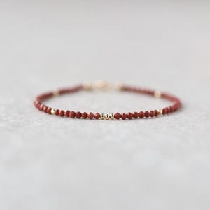 Tiny Red Jasper Bracelet Dainty Gemstone Beaded Bracelet Red Crystal Jewelry Minimalist Protection Aries Gift Jewelry for Women Mom Wife