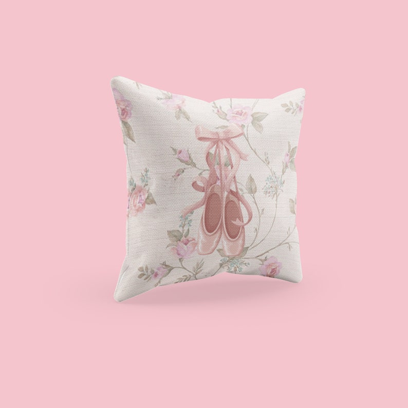 Cadeau coquette de coussin et de housse pour fille, coussin décoratif de base de ballet, décoration de chambre rose, coussin floral, décoration florale pour la maison, jolie décoration rose image 2