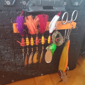 Kayak BlackPak Pro/Crate Lure Hanger