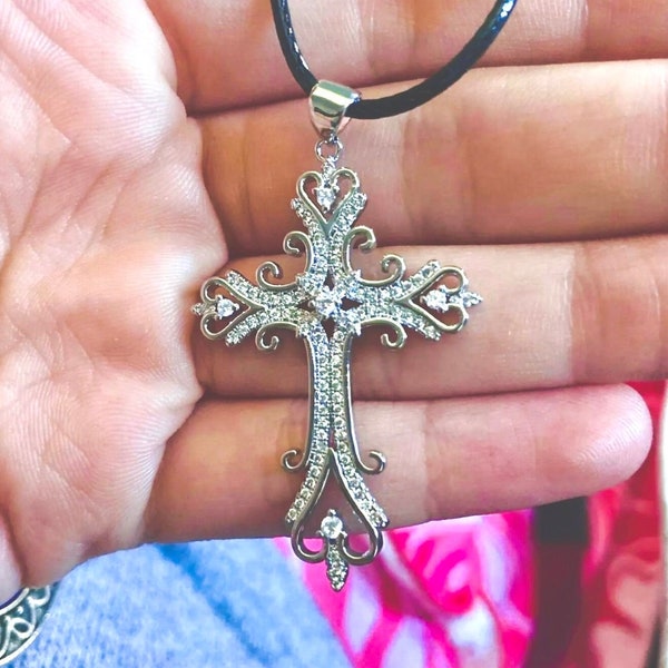 Y2K Gothic Rhinestone Cross Necklace