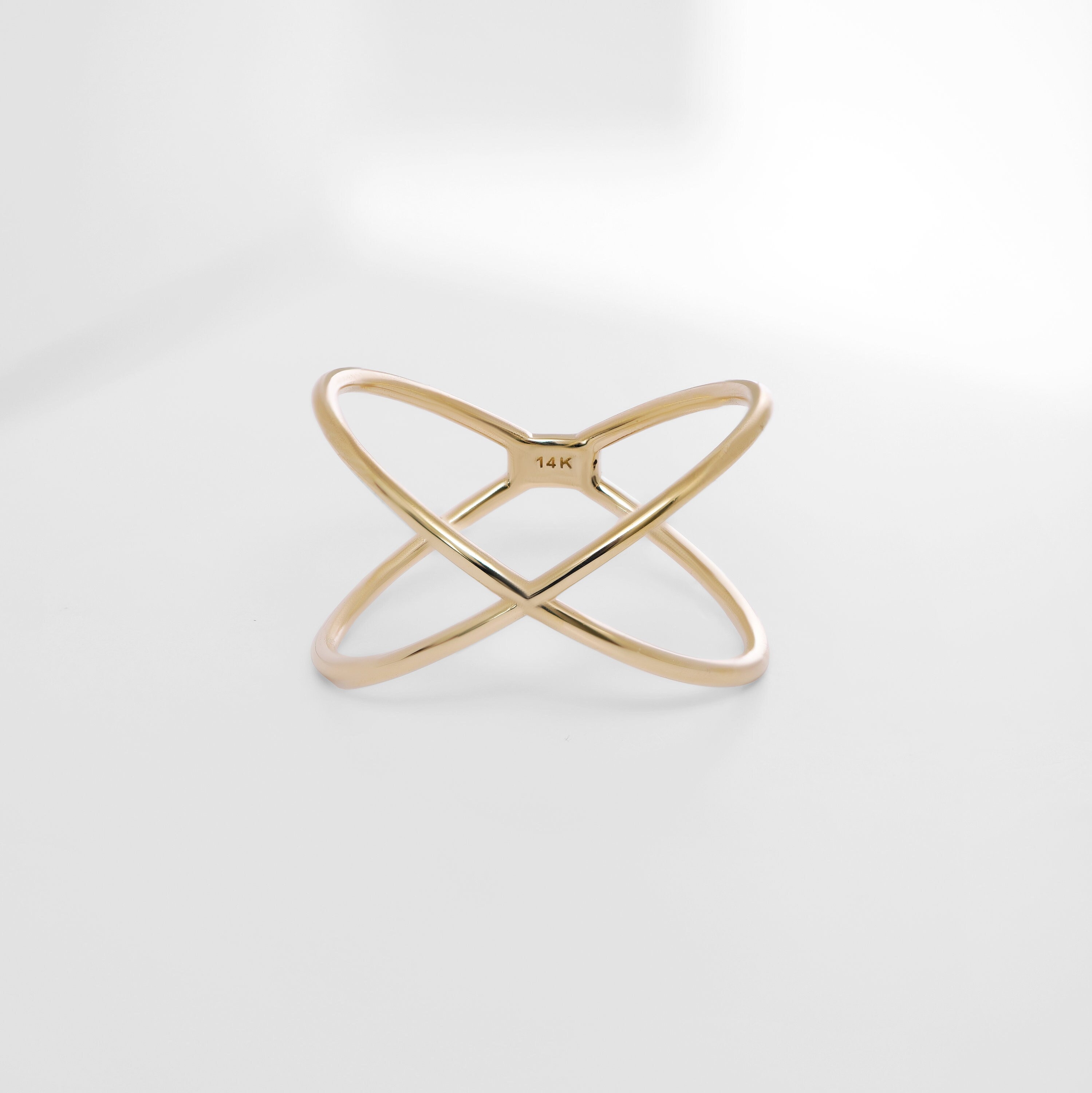 Update more than 83 yellow gold criss cross ring best