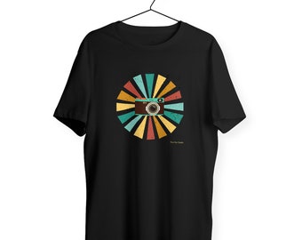 Camiseta con cámara retro / algodón orgánico / estampado vintage / camiseta desgastada / obturador vintage / idea de regalo para fotógrafos / camiseta de moda ecológica