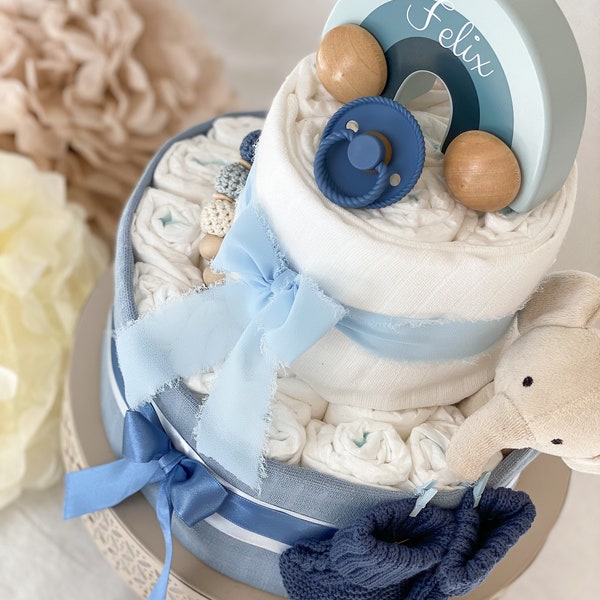 Windeltorte Regenbogen für Jungen zur Babyshowerparty, Geburt oder Taufe personalisiert mit Schiebe-Regenbogen