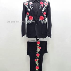 Men Black 2Pc Customised Floral Rose Leaf Embroidered Rhinestone Country Western Nudie Suit Cocktail Retro Wedding Cowboy Party Groom Outfit