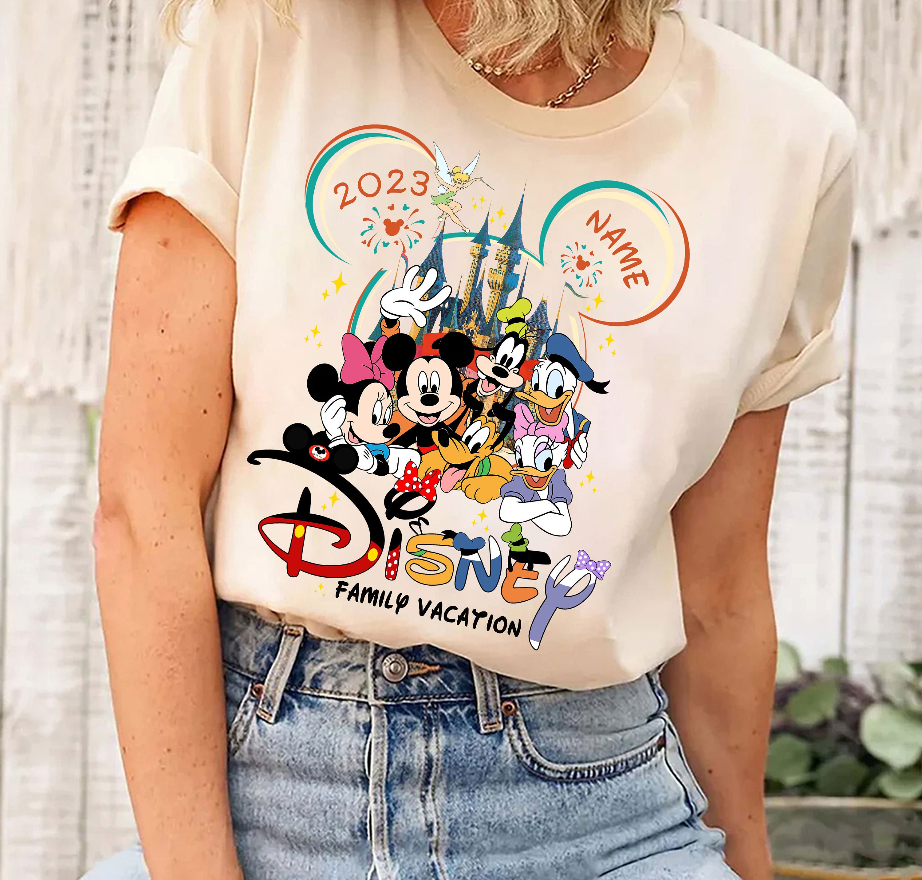 Discover T-shirt personnalisé Disney Family Vacation 2023, t-shirt assorti Mickey et ses amis