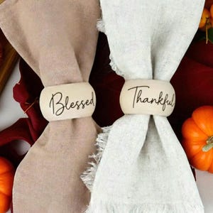 Thanksgiving Napkin Rings, Wood Napkin Rings Bulk, Name Napkin Rings, Thanksgiving Table Decor,Friendsgiving Decor,Friendsgiving Napkin Ring