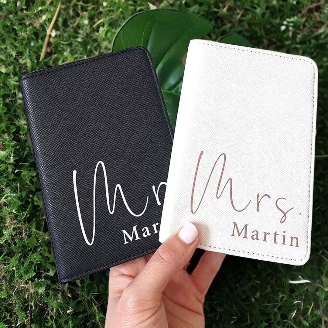 Personalized Mr and Mrs Passport Holder and Luggage Tags, Mr and Mrs ...