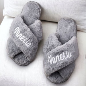 Personalized Slippers For Bridesmaids, Personalized Slippers For Women, Bridesmaid Fuzzy Slippers, Slippers For Women, Christmas Gifts F