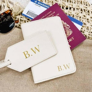 Personalized Mr and Mrs Passport Holder and Luggage Tags, Mr and Mrs ...