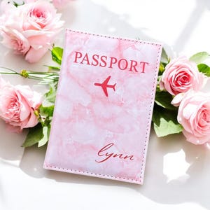Gepersonaliseerde naam paspoorthoes, gepersonaliseerde paspoorthoes, gepersonaliseerde paspoorthouder, reiscadeaus, aangepaste paspoorthoes voor vrouwen