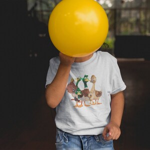 Kids Migration Movie T shirt The Mallard Family, Duck Family, Pam, Dax, Gwen, Mack, Dan Wild Duck, Delroy white family