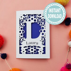 SVG COMMERCIEEL GEBRUIK Gepersonaliseerde L eerste kaart papercutsjabloon, bestand voor Cricut, digitale download, cadeau of kaart