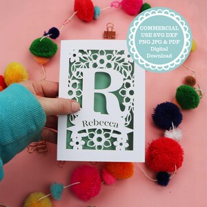 Gepersonaliseerde monogram "R" Papercut-kaart - SVG voor Cricut, lasersnijden en doe-het-zelfprojecten - Commercieel gebruik - digitale download