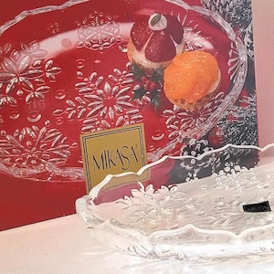 Vintage Winter Snowflake Glass Serving Tray Dish