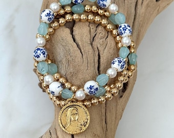 St. Therese of Lisieux Stretch Bracelet Set: Gold-Plated Pewter Medal, Catholic Jewelry