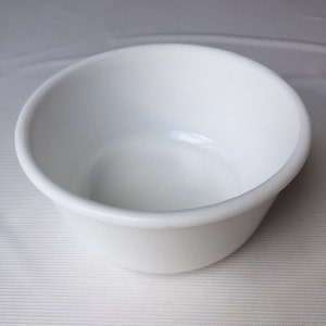 Vintage Thick White Round Milk Glass Mixing Bowl Baking Cooking Serving Kitchen