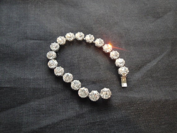 Vintage ca. 1950's WEISS Bracelet with 18 Round C… - image 2
