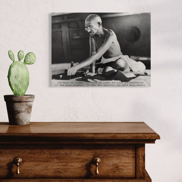 Wandbild Mahatma Gandhi mit Zitat - Wandkunst, Alu Dibond, Wanddeko, Wandgestaltung, Inneneinrichtung, Fotografie, Interior, Kunstdruck