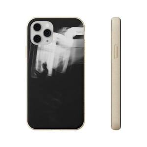 100% biodegradable phone case for iPhone and Samsung smartphones, sustainable and recyclable, environmentally friendly, art, design, black