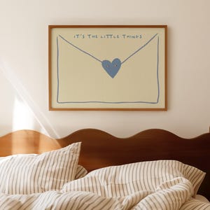 Es ist die kleinen Dinge Liebe Brief Druck, blau trendige Wandkunst, Liebe Zitat ästhetische Wohnkultur niedliches Schlafzimmer, einzigartige Geschenke Physischer Druck