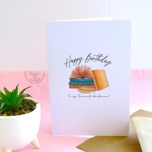 illustrée de joyeux anniversaire | 5 x 7 pouces | pour les amoureux des livres | Carte de livres aquarelle
