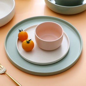 Set of 5 Vibrant Ceramic Tableware : Colorful Plates and Bowls for a Stylish Dining Experience