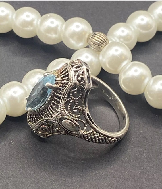 vintage silver ing with gemstone - image 3