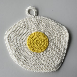 Virkad ägggrytlapp: Handgjord köksdekoration i 100 % bomull