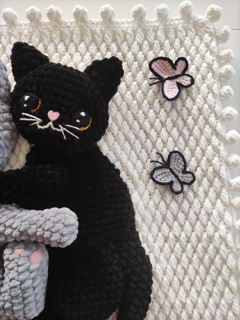 Pillowcase is an ideal addition for cat lovers or those seeking a whimsical and cozy decorative pillow.