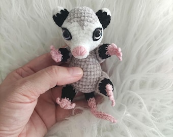 Handmade Mini Crochet Opossum Plush Toy, crochet opossum, small realistic possum