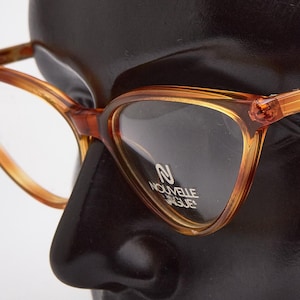 1980s vintage NOUVELLE VAGUE cat-eye eyeglasses,slim glasses,eyeglasses,tartuga glasses,retro eyeglasses,fancy shadow,Stylish Shades 80s