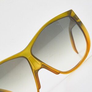 Vintage  butterfly sunglasses 1980s SAPHIRA 4028 green yellow sunglasses, vintage eye glasses 80s,oversized sunglasses,80s sunglasses