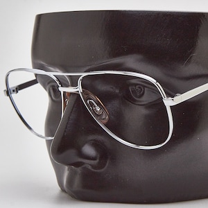 Occhiali Da Sole Grandi Fashion Occhiali Da Sole Shield Borchiati Oversize - Design Futuristico Per Donna, Stile Aviatore (UV400) Occhiali Shield Borchiati Futuristico - Foto 6