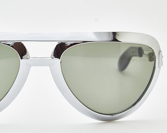 Vintage Polaroid Elvis Aviator Sunglasses, Silver Frame 1970s