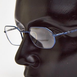 AUGUSTO VALENTINI フレーム、ブルーフレーム、オーバル眼鏡 1990 年代、ブルーオーバルフレーム、ブルー眼鏡、ヴィンテージ眼鏡、ヴィンテージ 90 年代、ヒップスター眼鏡