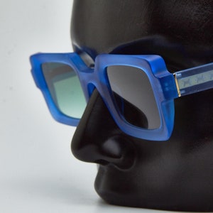 Fashionable Eyeglasses  / BUST OUT eyewear MAVERICK / square Blue hipsters sunglasses Frame Oversize Sunglasses chunky