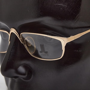 2000s vintage LANCETTI 4935 gold cat-eye eyeglasses,slim glasses,eyeglasses,2000s glasses,Y2K eyeglasses,fancy shadow,futuristic eyeglasses