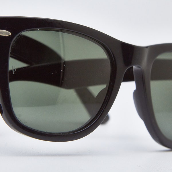 Vintage RAY BAN sunglasses Wayfarer Junior by Bausch&Lomb USA Era sunglasses 1980s,black eyeglasses,cat eye sunglasses