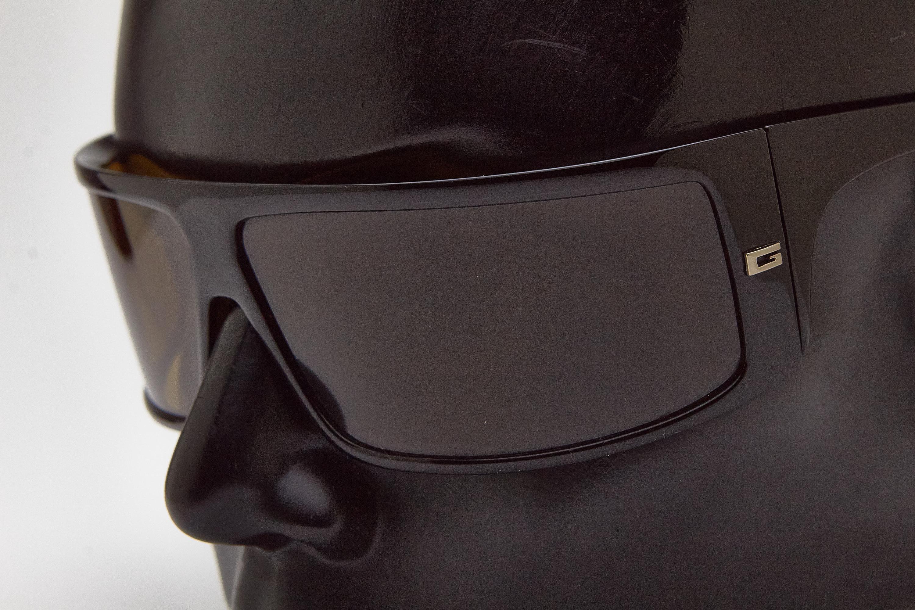rave sunglasses GUCCI GG1496,narrow sunglasses,GG sunglasses,rave sunglasses,gucci vintage Shield  eyeglasses ,Wraparound Sunglasses