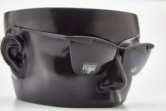 Y2K Vintage authentic Gianfranco Ferrre sunglasses Gianfranco Ferré Vintage Retro Sunglasses With Original Case  main image 3