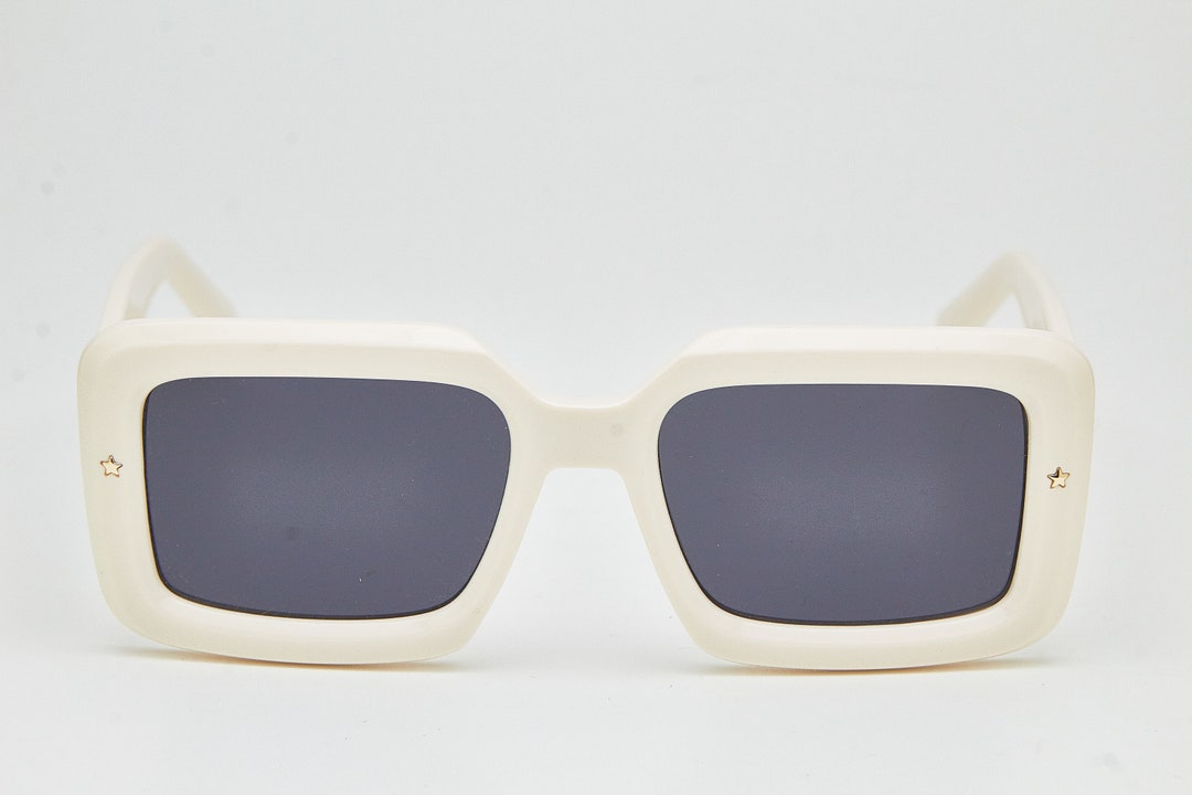 Chunky White Sunglasses – Bold Y2K Style Chiara Ferragni - Etsy