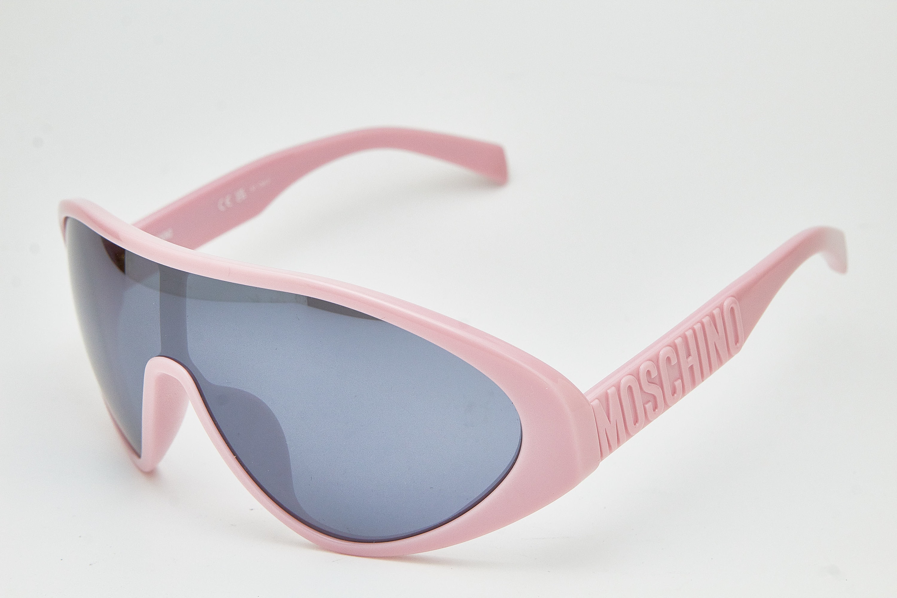 Moschino Bold Pink Sunglasses Just Sunnies | @margotrobbieofficial wears @moschino MOS128  main image 2