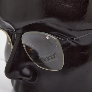 Vintage unisex gold Eyewear 1990s ESSILOR  Retro Frame round eyeglasses to Sunglasses Unisex Steampunk round crazy eyeglasses 90s