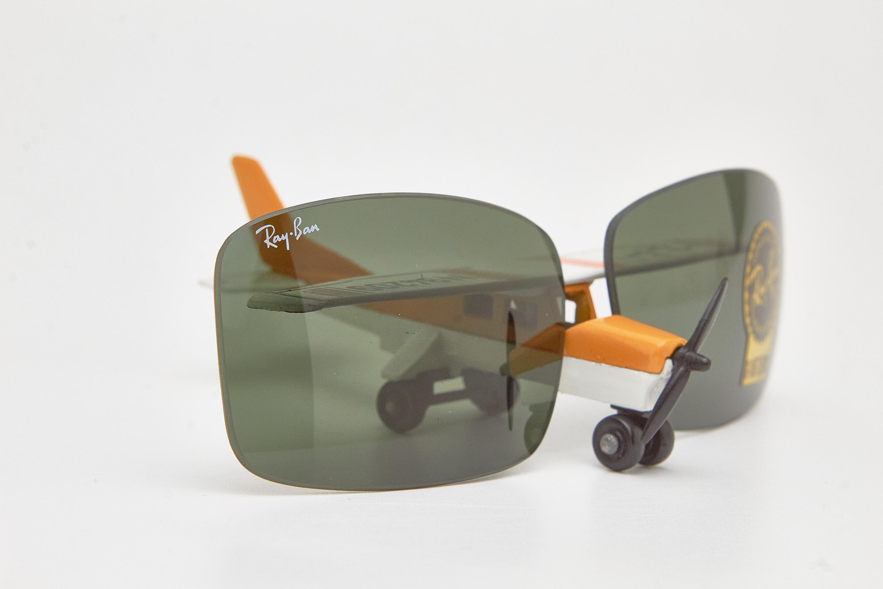 ルックスオティカ製レイバン レクタングルレンズ 58mm サングラス用