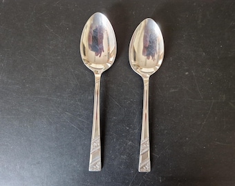 Par de cucharas de servir vintage con diseño de rosas plateadas - 8 pulgadas