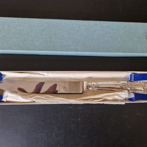 Vintage Boxed Kings Pattern Kak-/Brödkniv - 9,5 tum