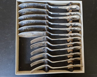 Vintage Patterned White Metal Fish Cutlery