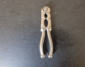Vintage Pair of Metal Nut Crackers